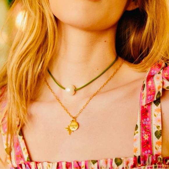 HART Baroque Pearl Palm Green Leather Cord Choker NWOT and a Jewelry Bag - Picture 6 of 9